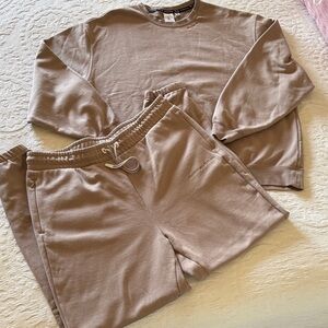 Puma x Lauren London Sweat Suit Gently Loved Beautiful No Longer Sold in Stores